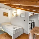 A Loft - Metro Centro- 5 Posti ミラノ