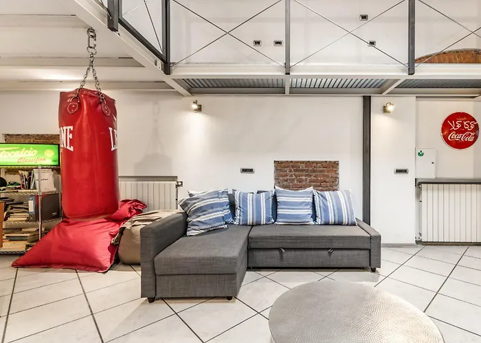 A Loft - Metro Centro- 5 Posti * Milaan